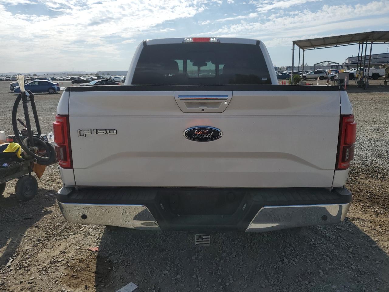 2015 Ford F150 Supercrew VIN: 1FTEW1CG4FFD09043 Lot: 86104875