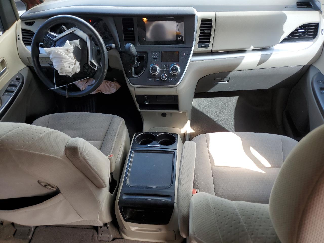 2015 Toyota Sienna Le VIN: 5TDKK3DC5FS605209 Lot: 86135375