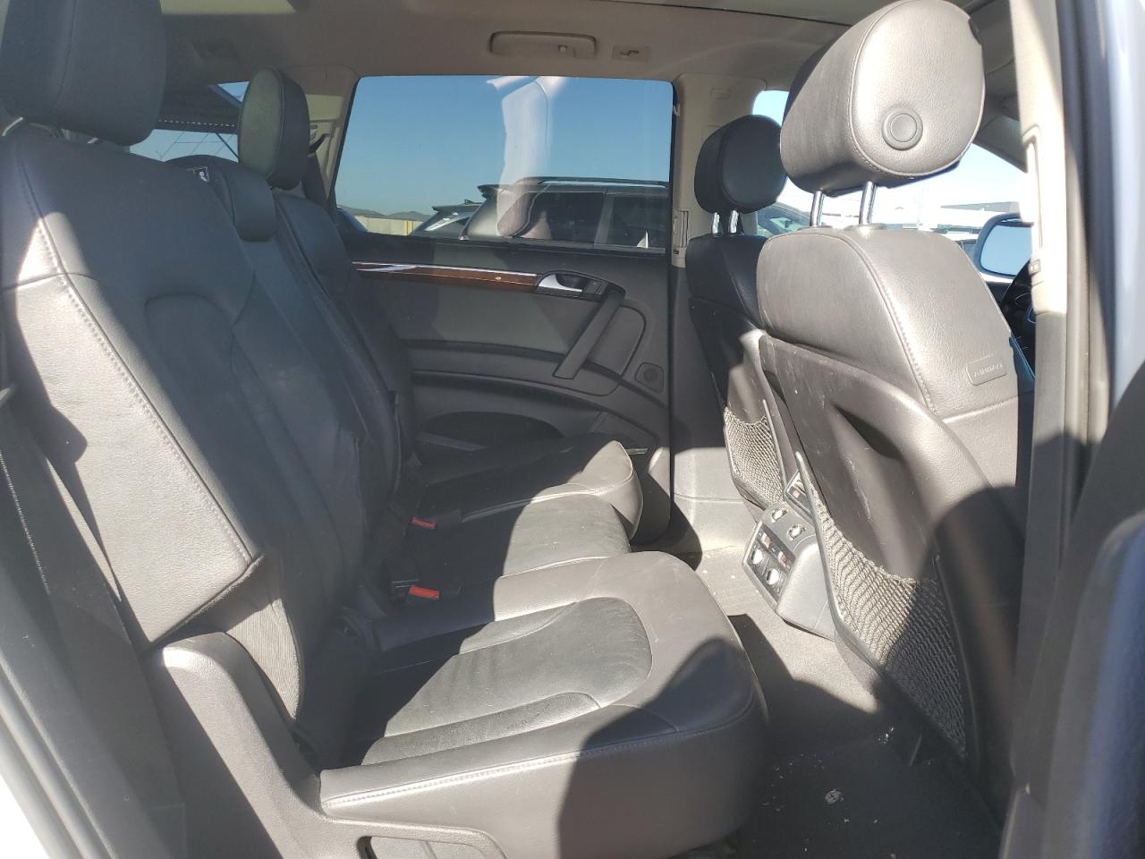 2015 Audi Q7 Tdi Premium Plus VIN: WA1LMAFE6FD015527 Lot: 82265915