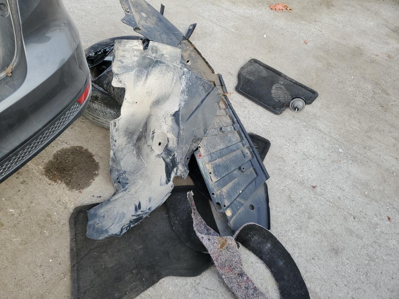 2015 Ford Focus Se VIN: 1FADP3F23FL384893 Lot: 84214635