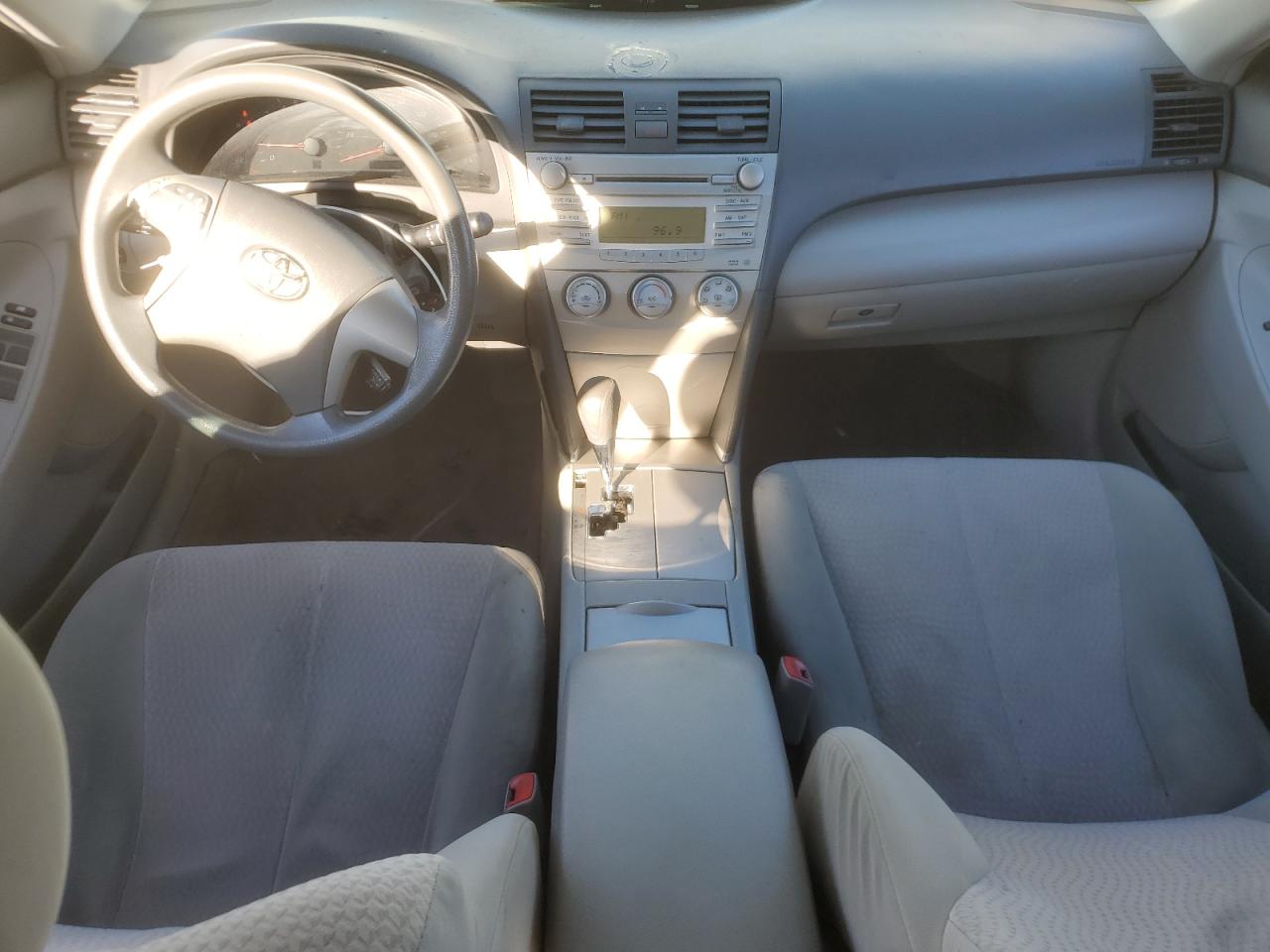 2010 Toyota Camry Base VIN: 4T4BF3EK7AR072960 Lot: 84975465