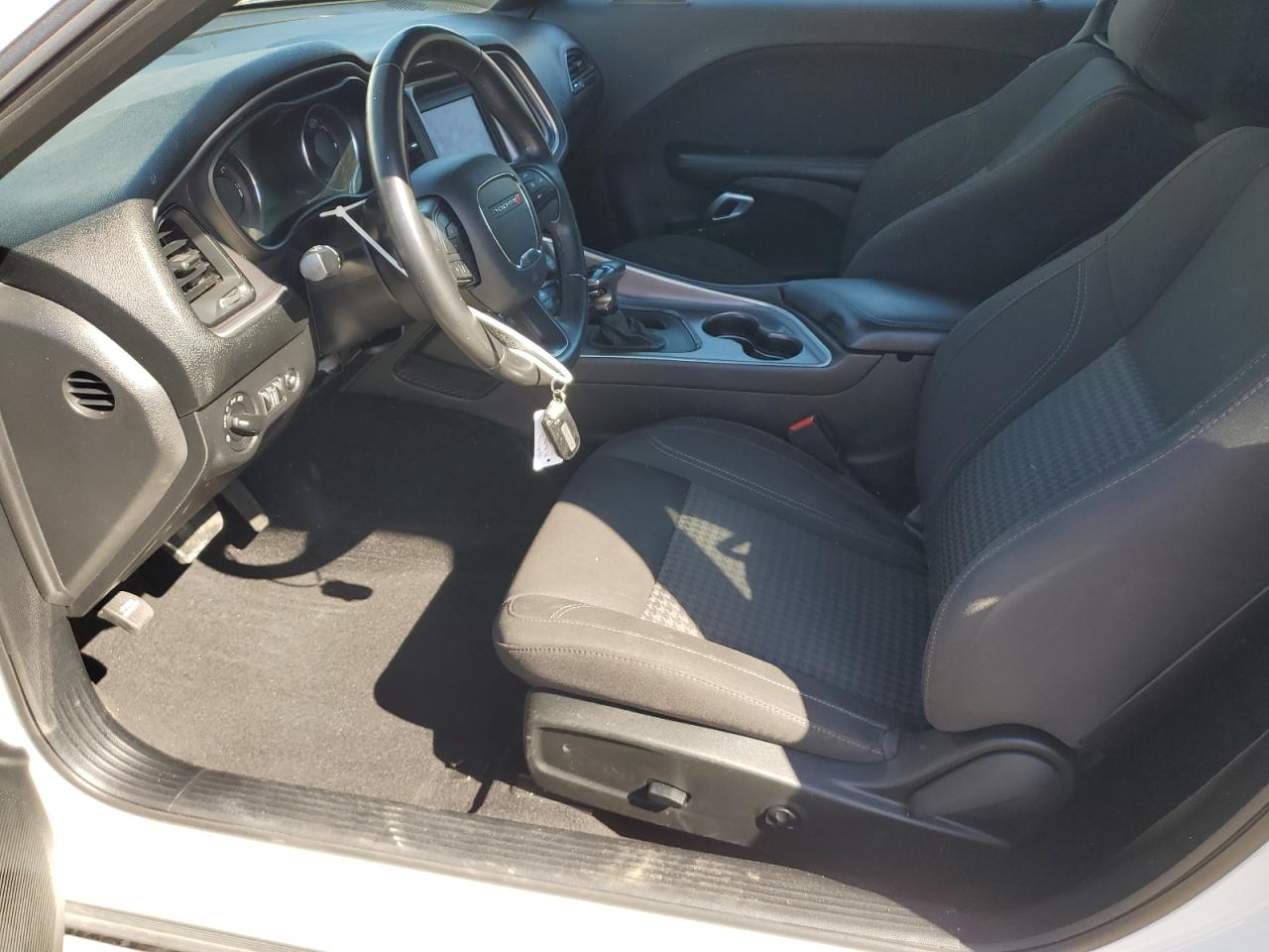 2019 Dodge Challenger Sxt VIN: 2C3CDZAG4KH687732 Lot: 89710775