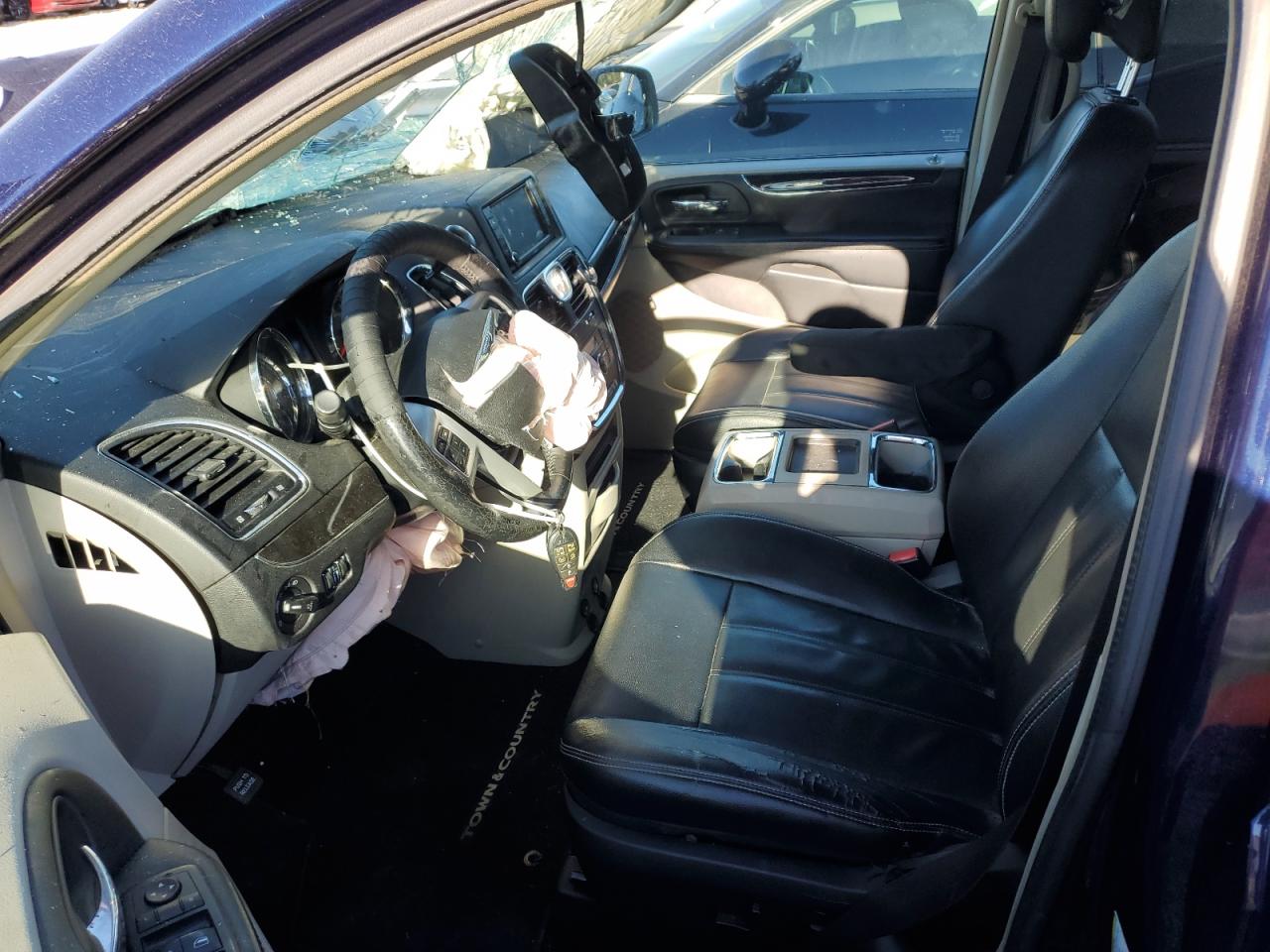 2015 Chrysler Town & Country Touring VIN: 2C4RC1BG9FR596271 Lot: 84725835