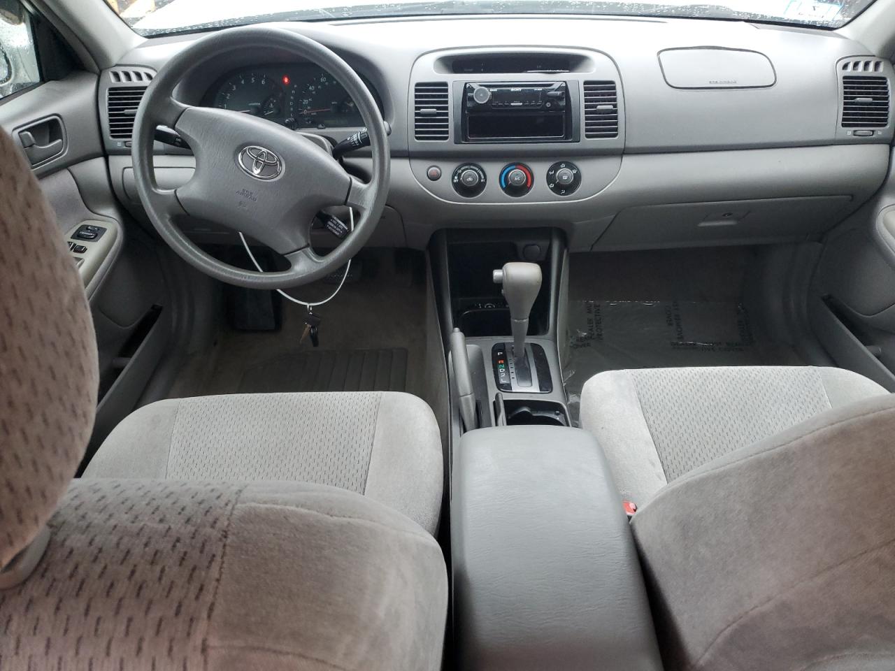 2003 Toyota Camry Le VIN: 4T1BE32K13U764703 Lot: 86055455