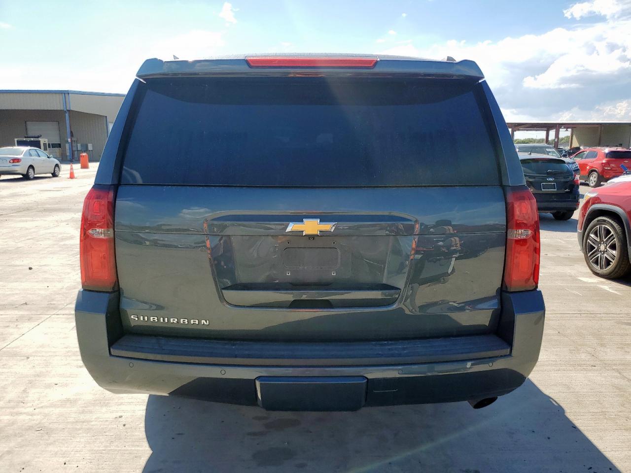 2019 Chevrolet Suburban K1500 Lt VIN: 1GNSKHKC9KR380874 Lot: 82176475