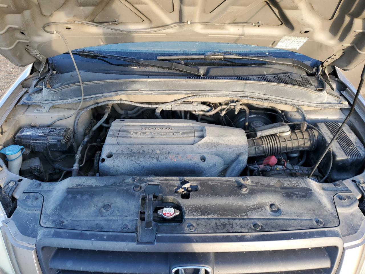 2004 Honda Pilot Exl VIN: 2HKYF18524H002946 Lot: 82618185