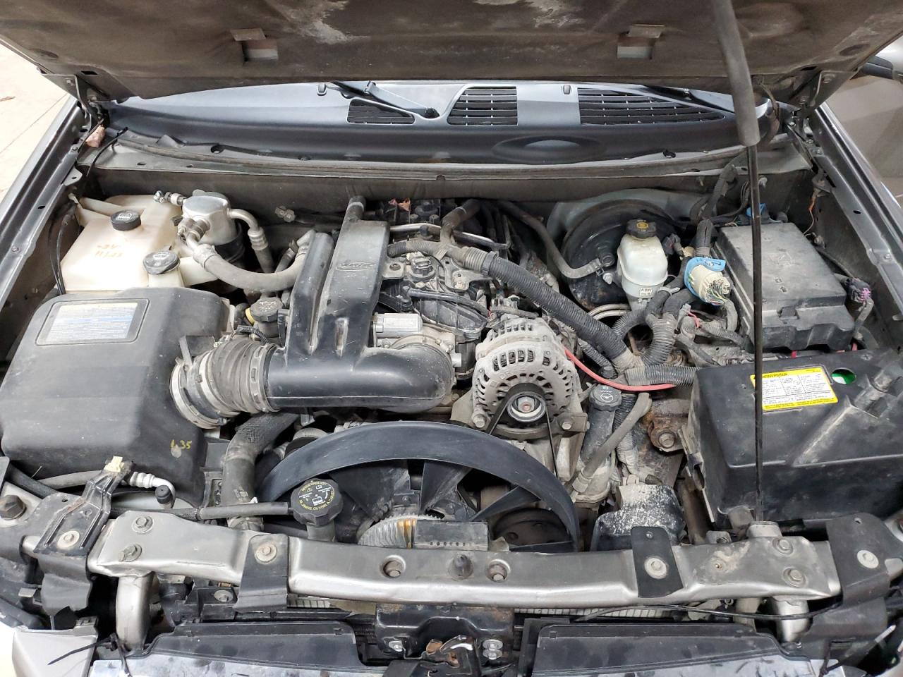 2008 GMC Envoy Denali VIN: 1GKET63M882245826 Lot: 90302655