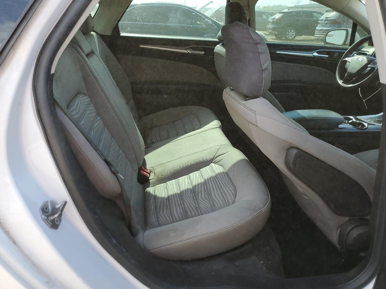 2016 Ford Fusion S VIN: 3FA6P0G75GR338910 Lot: 84964905