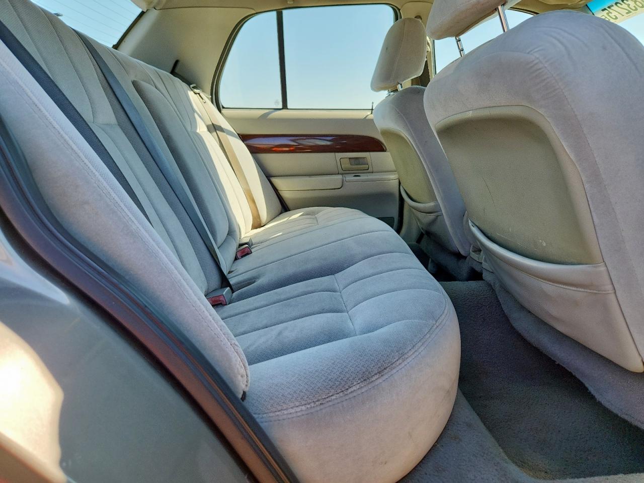 2003 Mercury Grand Marquis Gs VIN: 2MEFM74W03X636959 Lot: 86083275