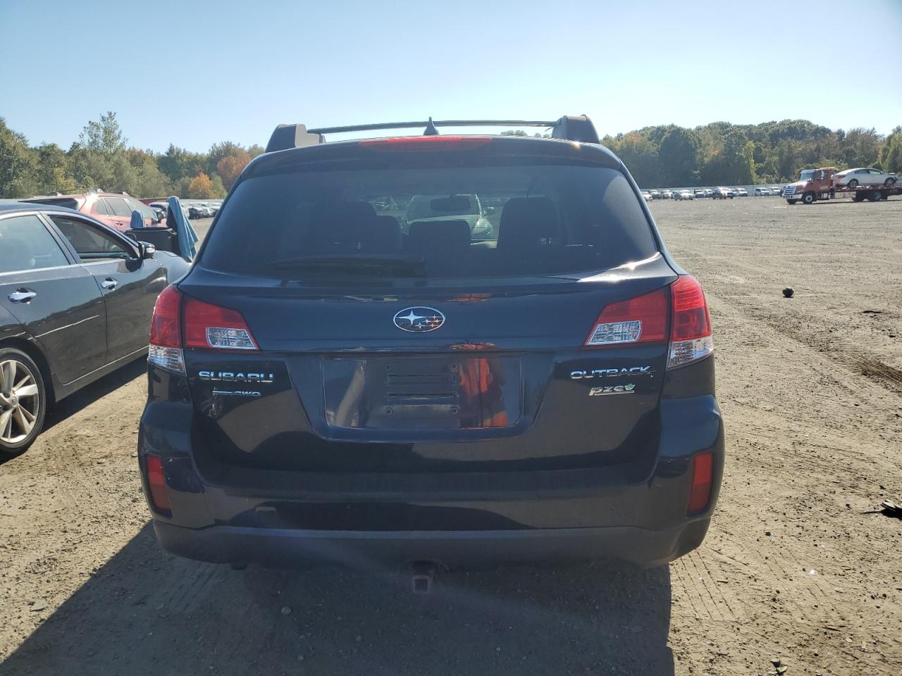 2014 Subaru Outback 2.5I Limited VIN: 4S4BRBLC1E3273420 Lot: 85777235