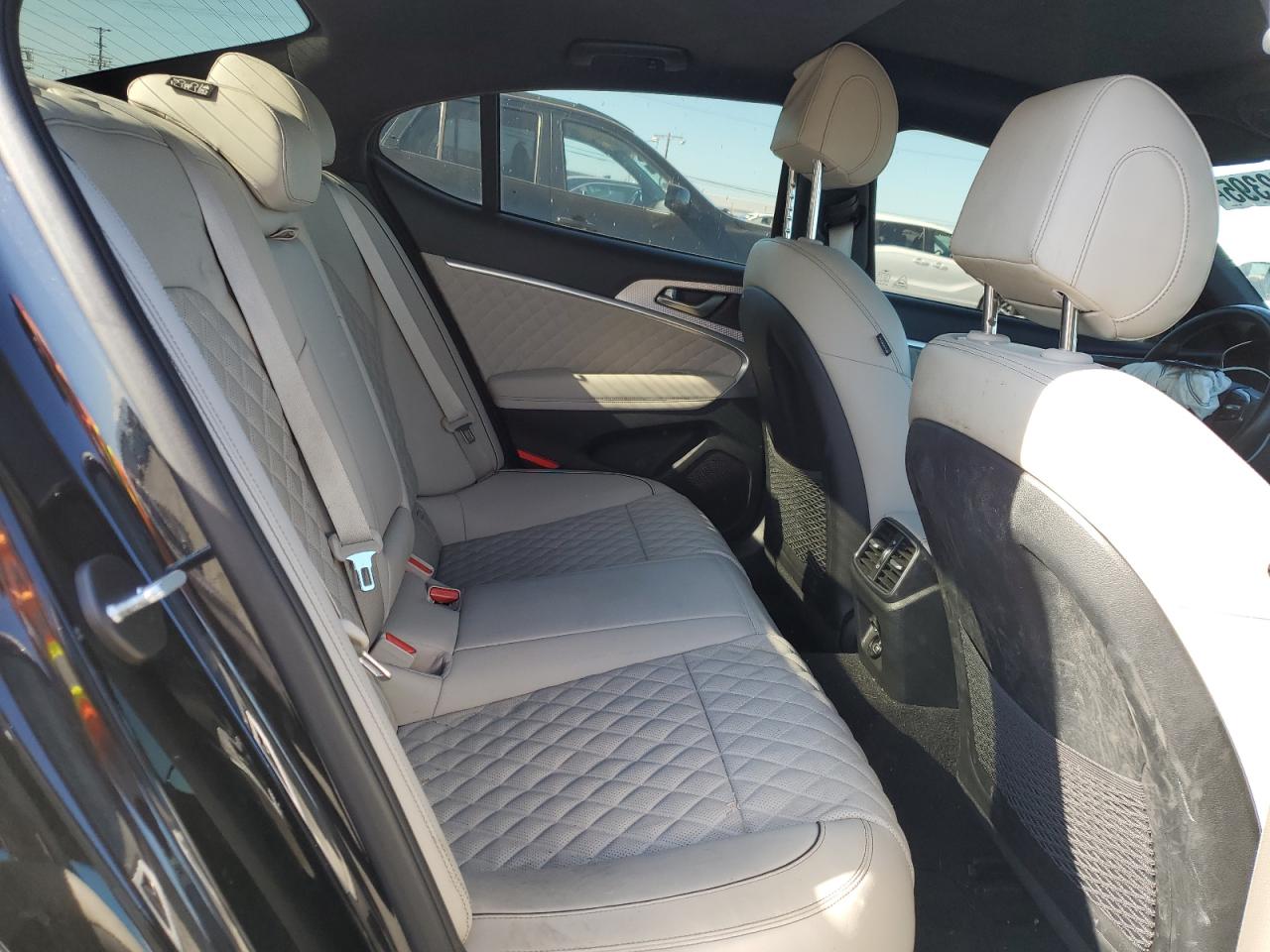 2022 Genesis G70 Base VIN: KMTG54TE3NU099106 Lot: 86132395