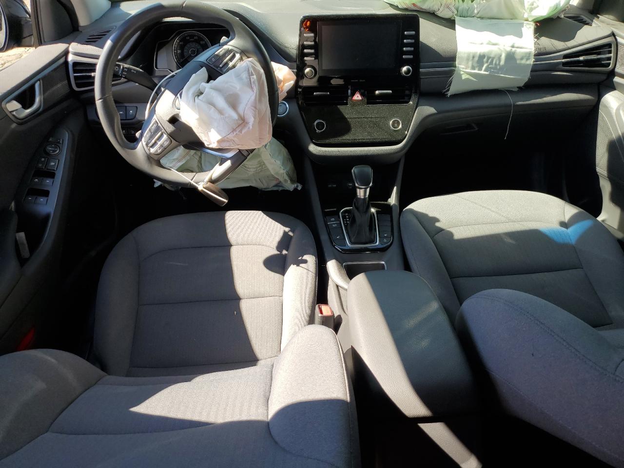 2020 Hyundai Ioniq Se VIN: KMHC65LD5LU221898 Lot: 82329905