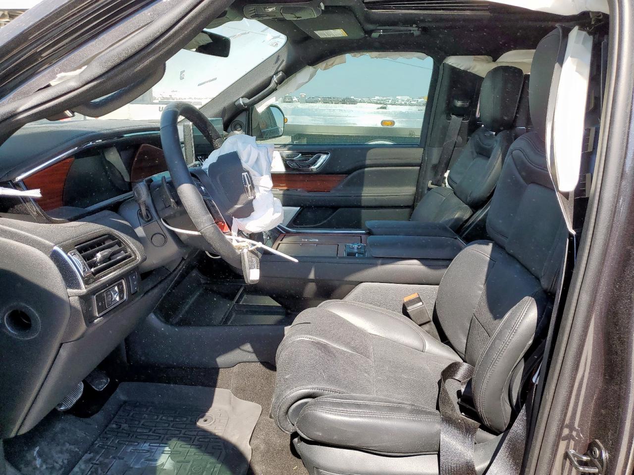 2024 Lincoln Navigator Reserve VIN: 5LMJJ2LG8REL13831 Lot: 85384385