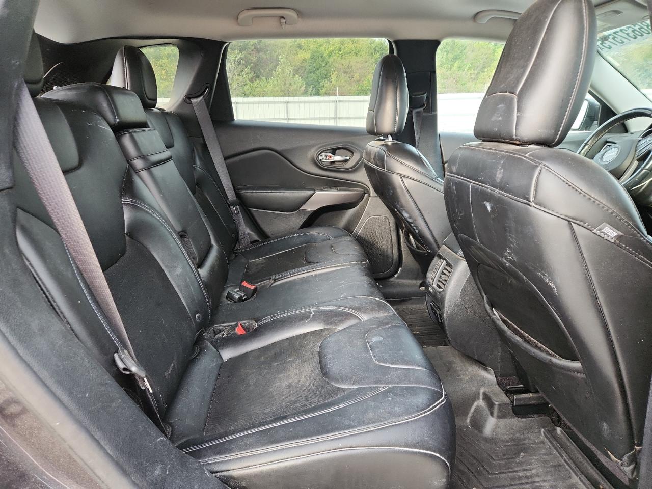 2019 Jeep Cherokee Latitude Plus VIN: 1C4PJLLB6KD249201 Lot: 86637575