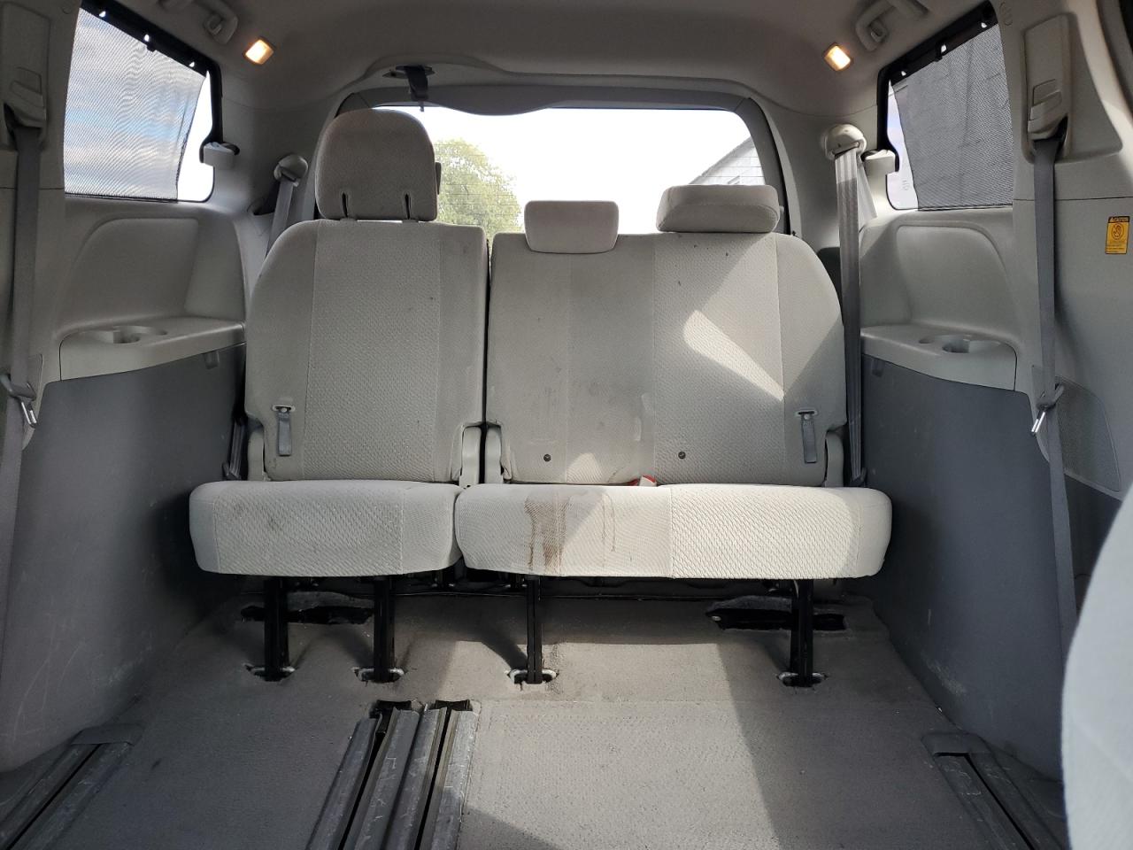 2011 Toyota Sienna Le VIN: 5TDKK3DC4BS103916 Lot: 85872655