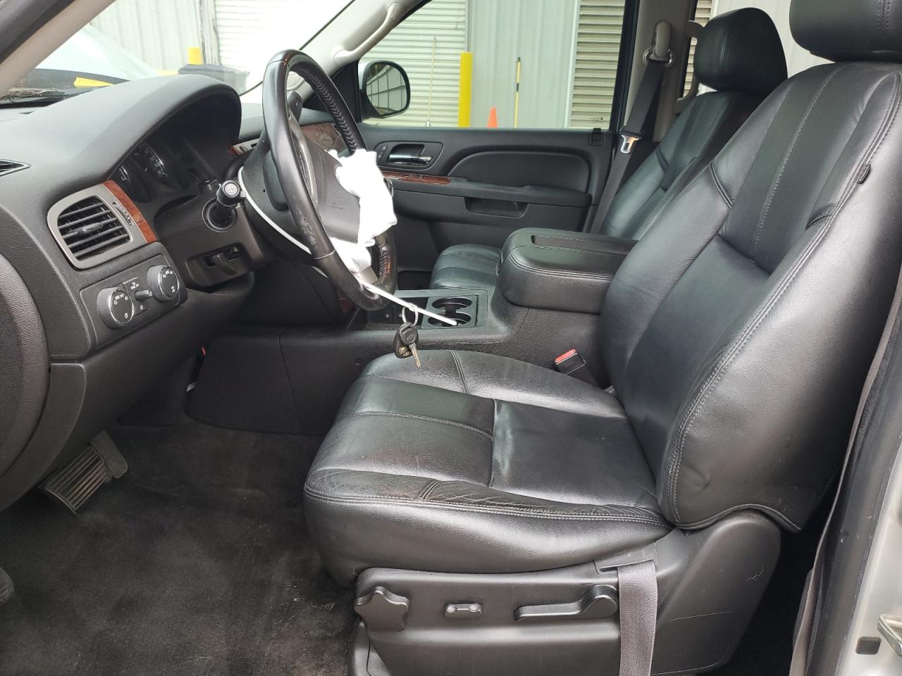 2013 Chevrolet Tahoe K1500 Lt VIN: 1GNSKBE09DR216882 Lot: 85284235