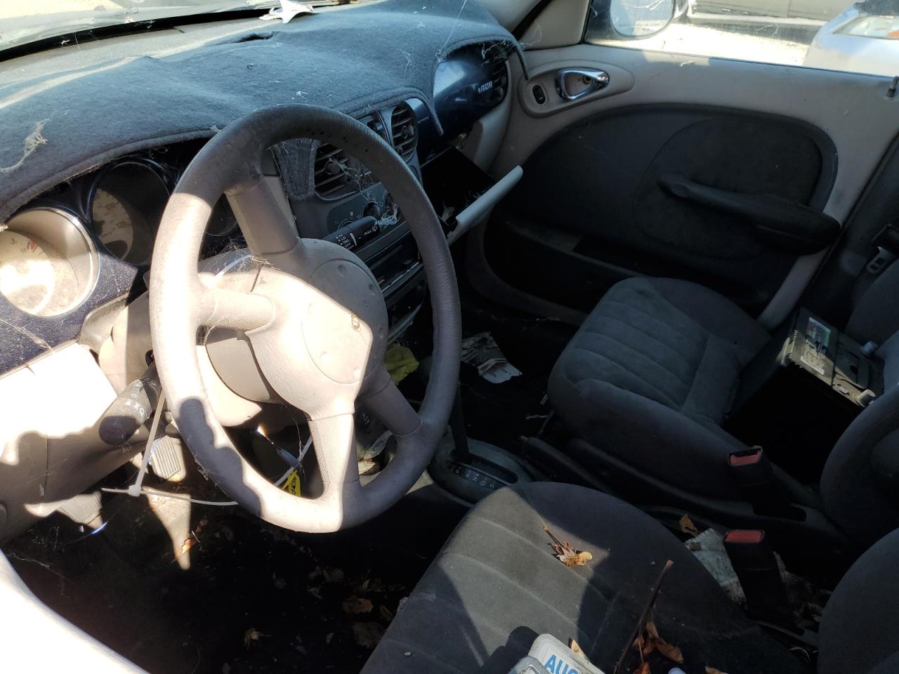 2002 Chrysler Pt Cruiser Classic VIN: 3C4FY48B22T292515 Lot: 85579695