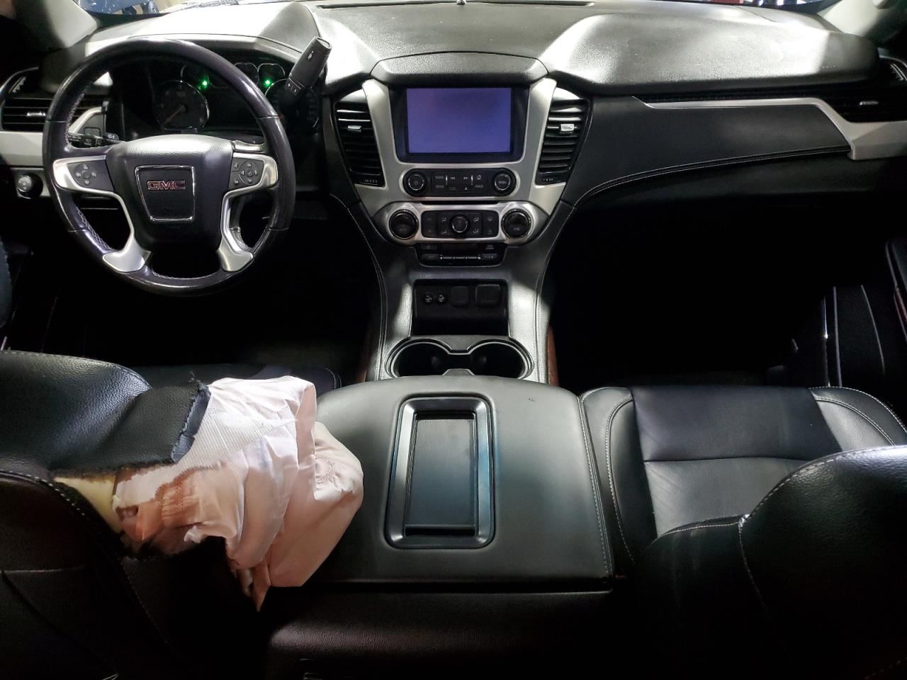 2018 GMC Yukon Xl K1500 Sle VIN: 1GKS2FKC5JR209216 Lot: 90678095