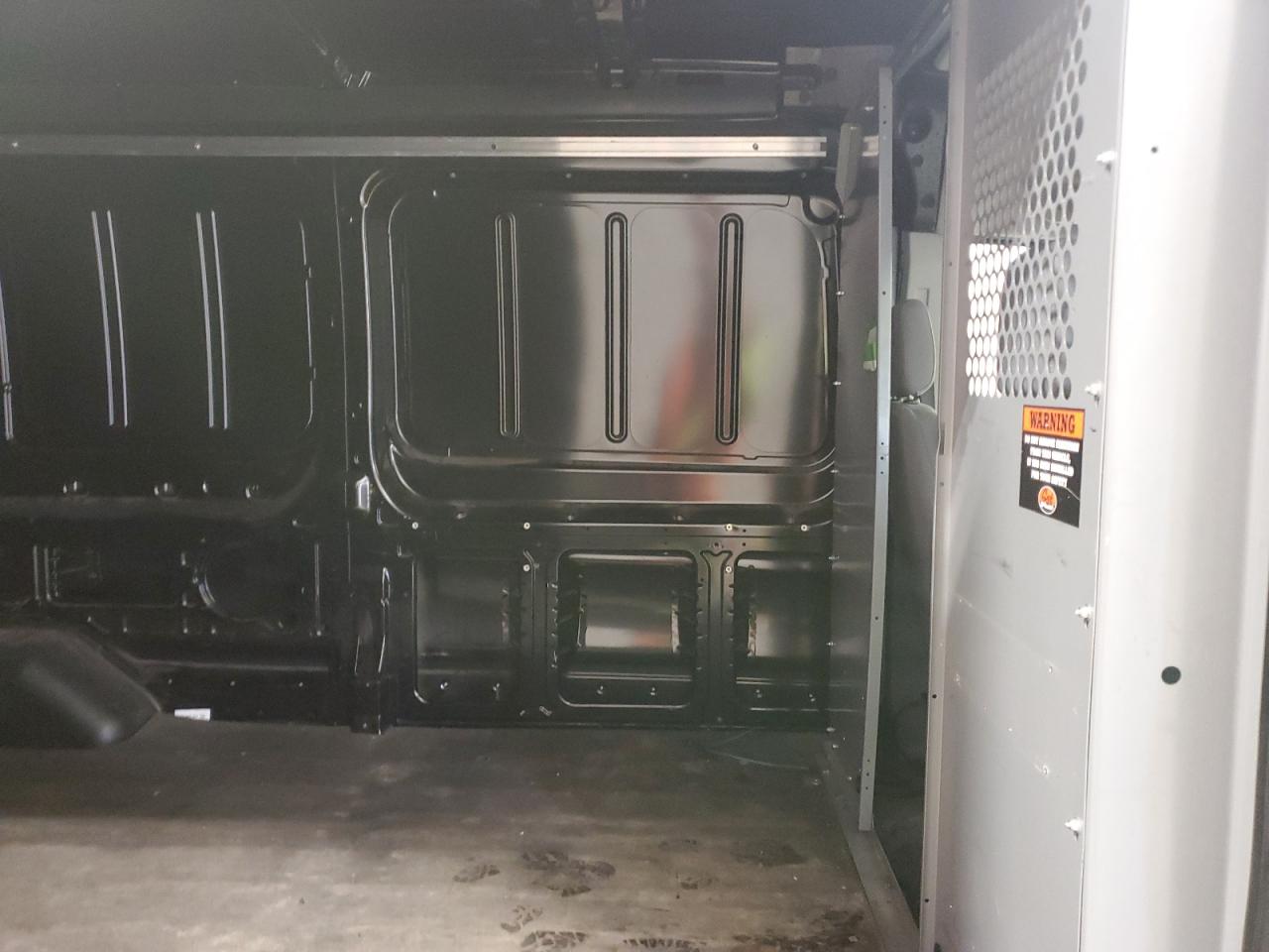 2015 Ford Transit T-250 VIN: 1FTYR2CM9FKB28317 Lot: 84755435