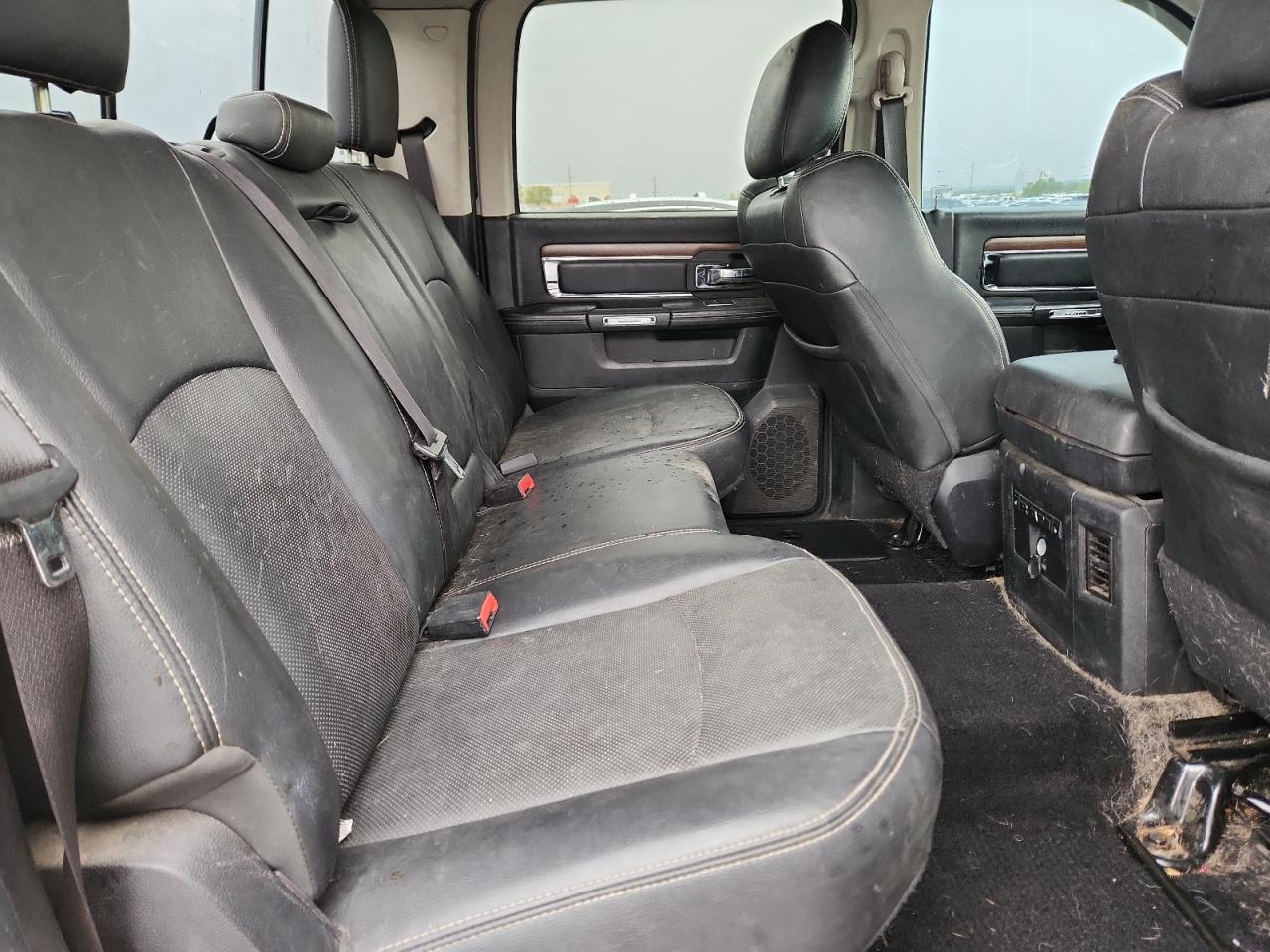 2016 Ram 2500 Laramie VIN: 3C6UR5KL9GG111705 Lot: 86061375