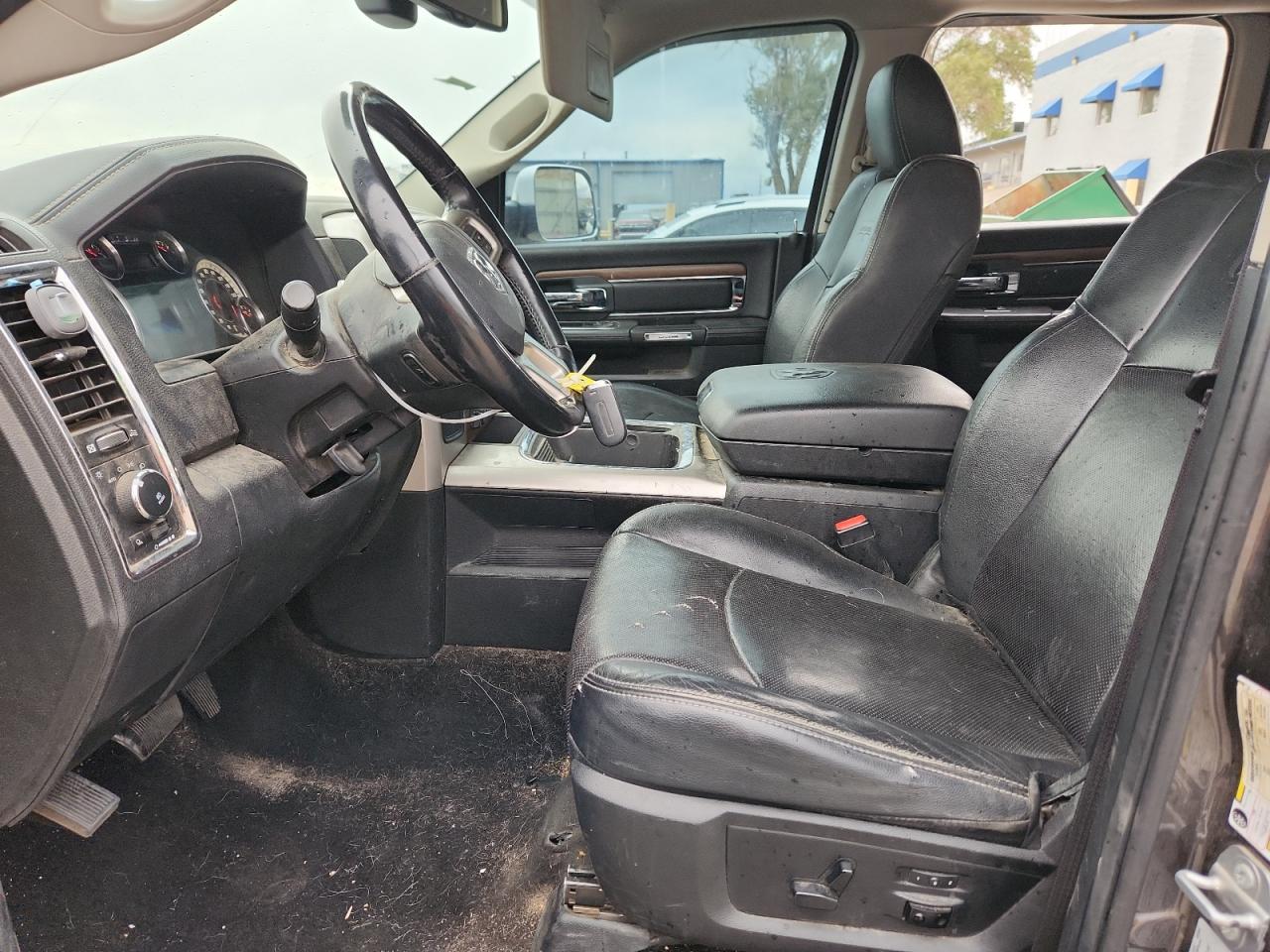 2016 Ram 2500 Laramie VIN: 3C6UR5KL9GG111705 Lot: 86061375