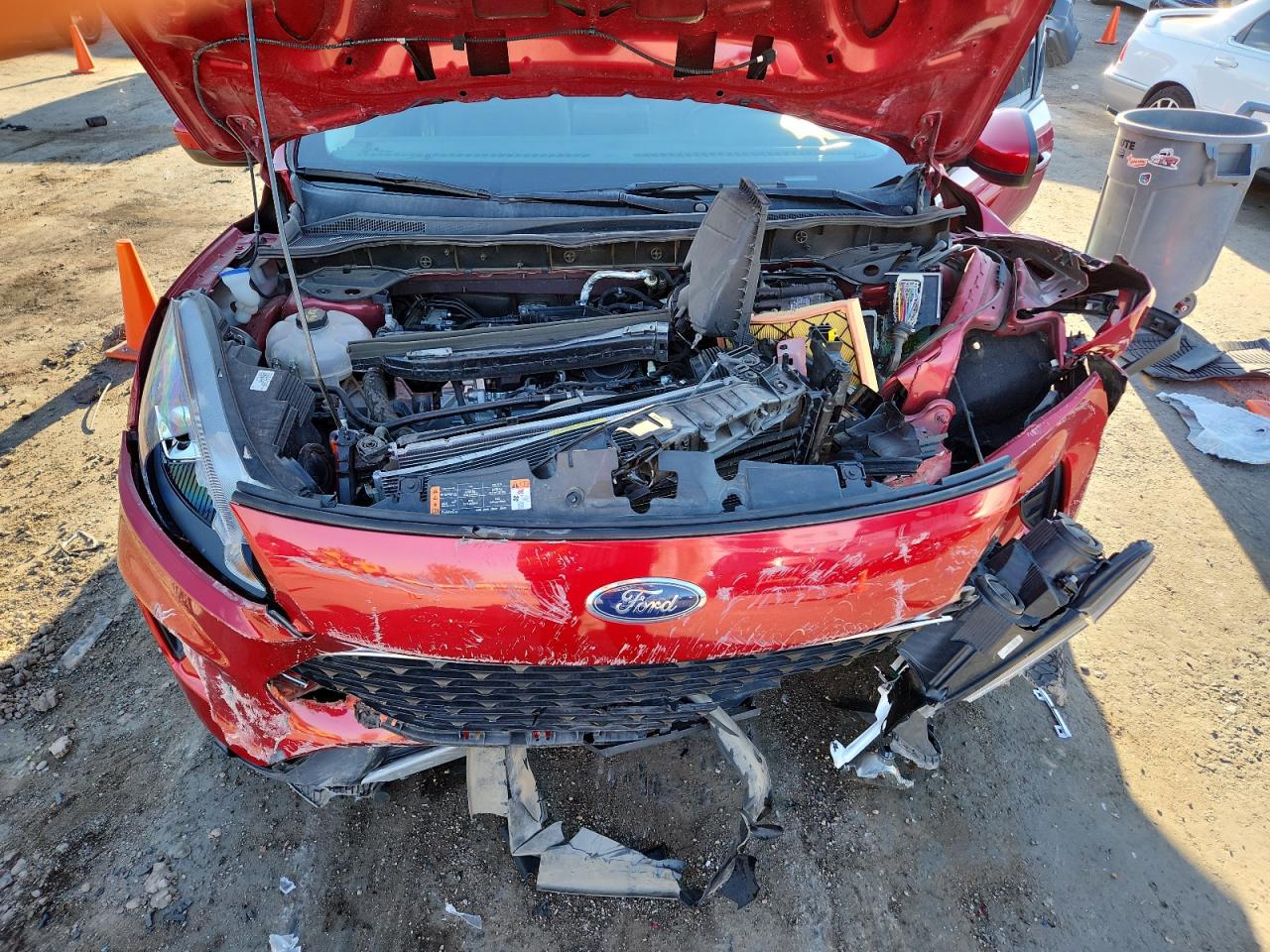 2021 Ford Escape Se VIN: 1FMCU9G62MUB30405 Lot: 85308555