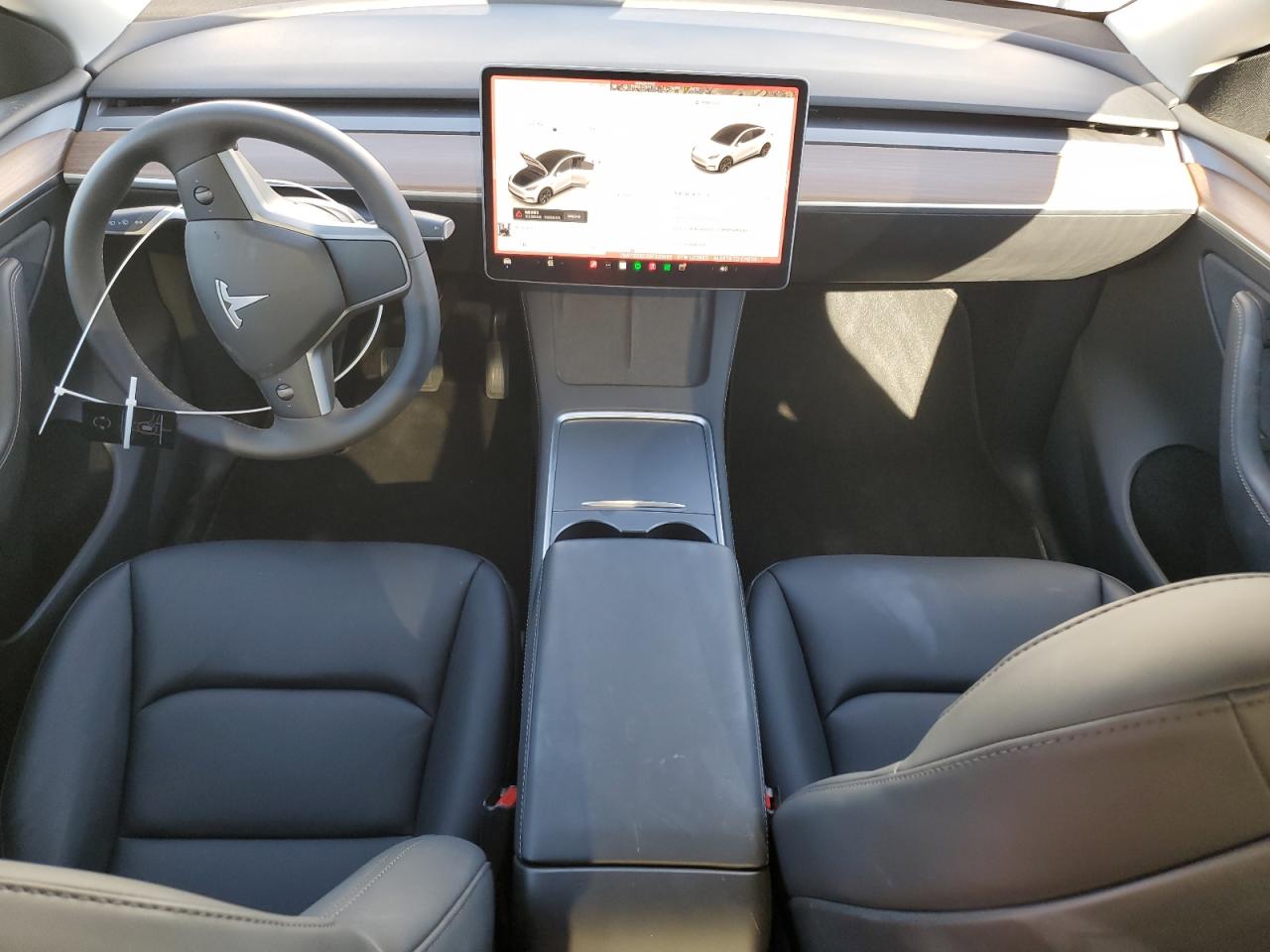 2025 Tesla Model Y VIN: 7SAYGDED3SF320485 Lot: 85011185