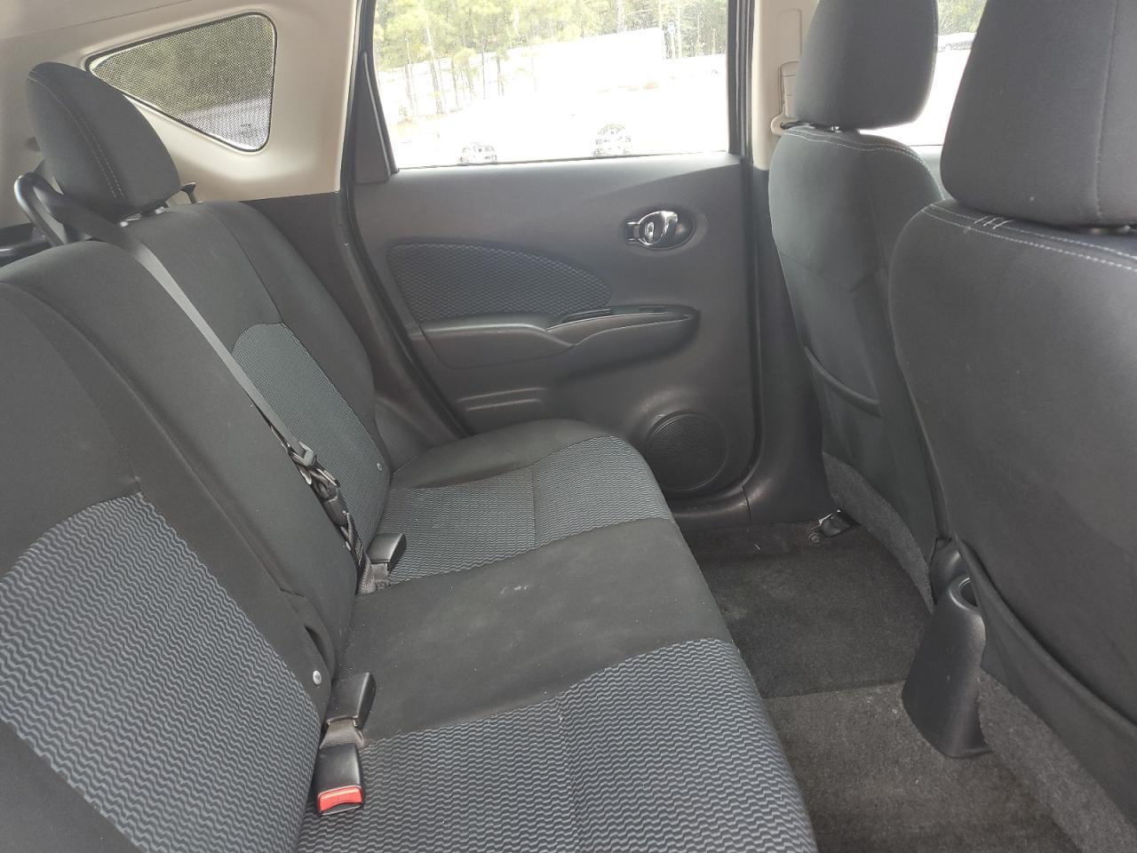 2015 Nissan Versa Note S VIN: 3N1CE2CP5FL403957 Lot: 86636745