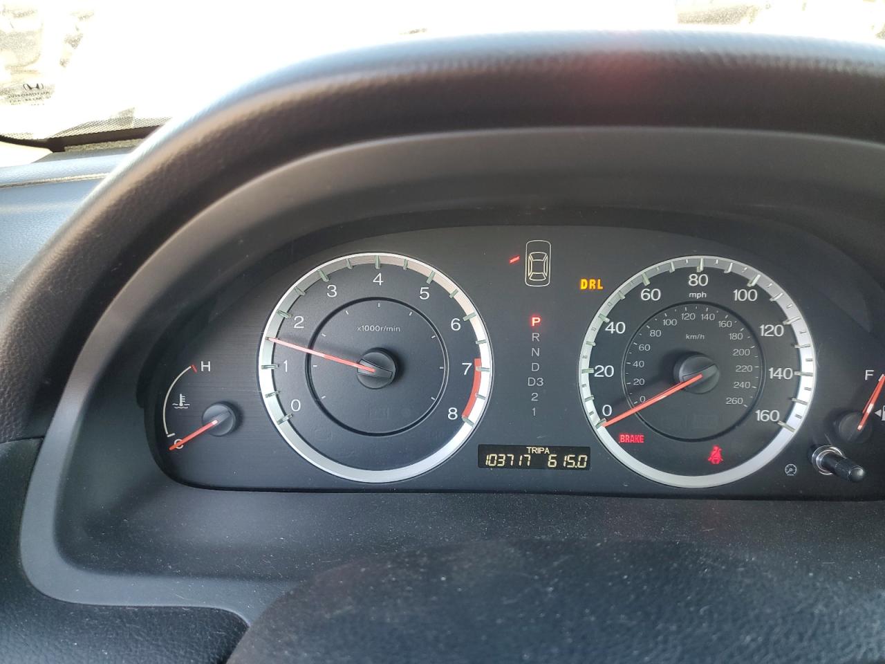 2011 Honda Accord Lx VIN: 1HGCP2F33BA132075 Lot: 85561985