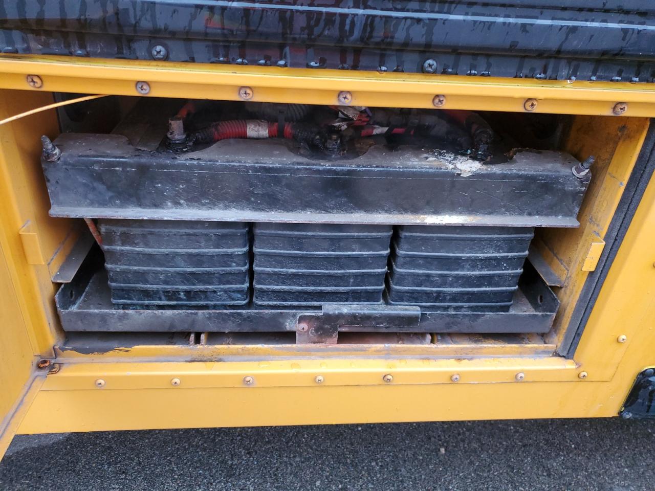 2014 Ic Corporation Ce Series School - School Bus VIN: 4DRBUAAP2EB780704 Lot: 85950465