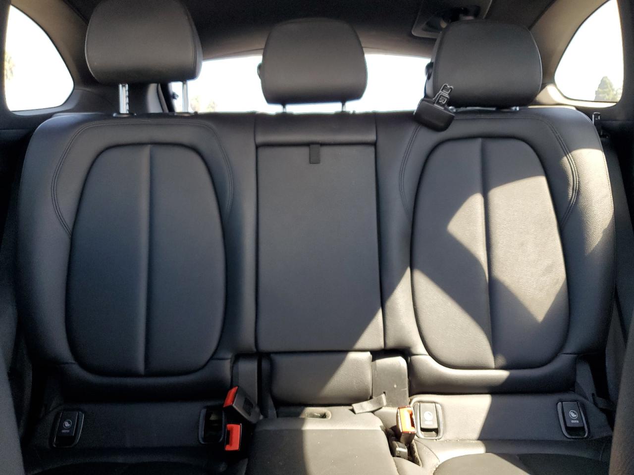 2018 BMW X1 Sdrive28I VIN: WBXHU7C35J5H40319 Lot: 81952375