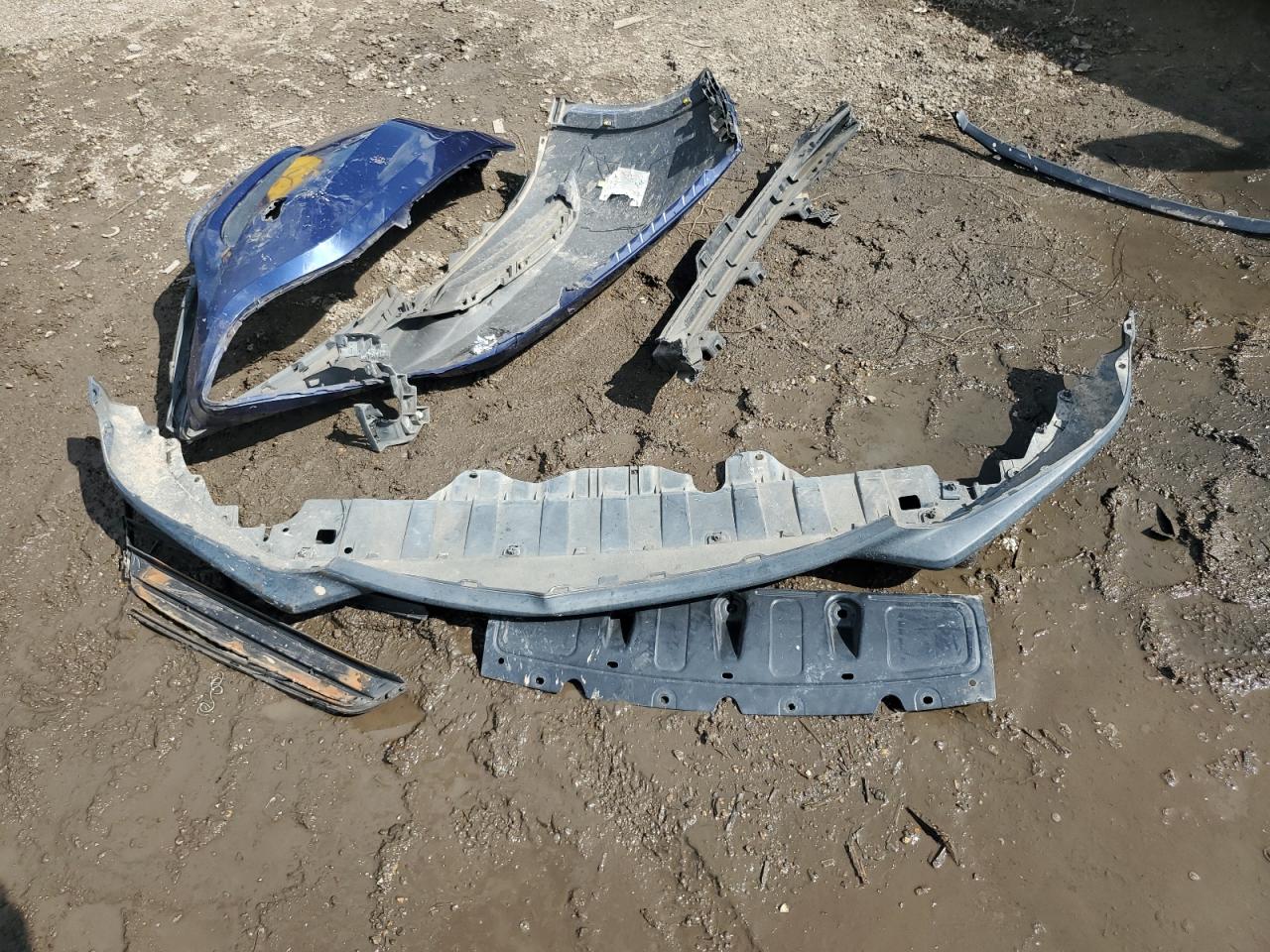 2017 Honda Hr-V Lx VIN: 3CZRU5H33HM705532 Lot: 85704725