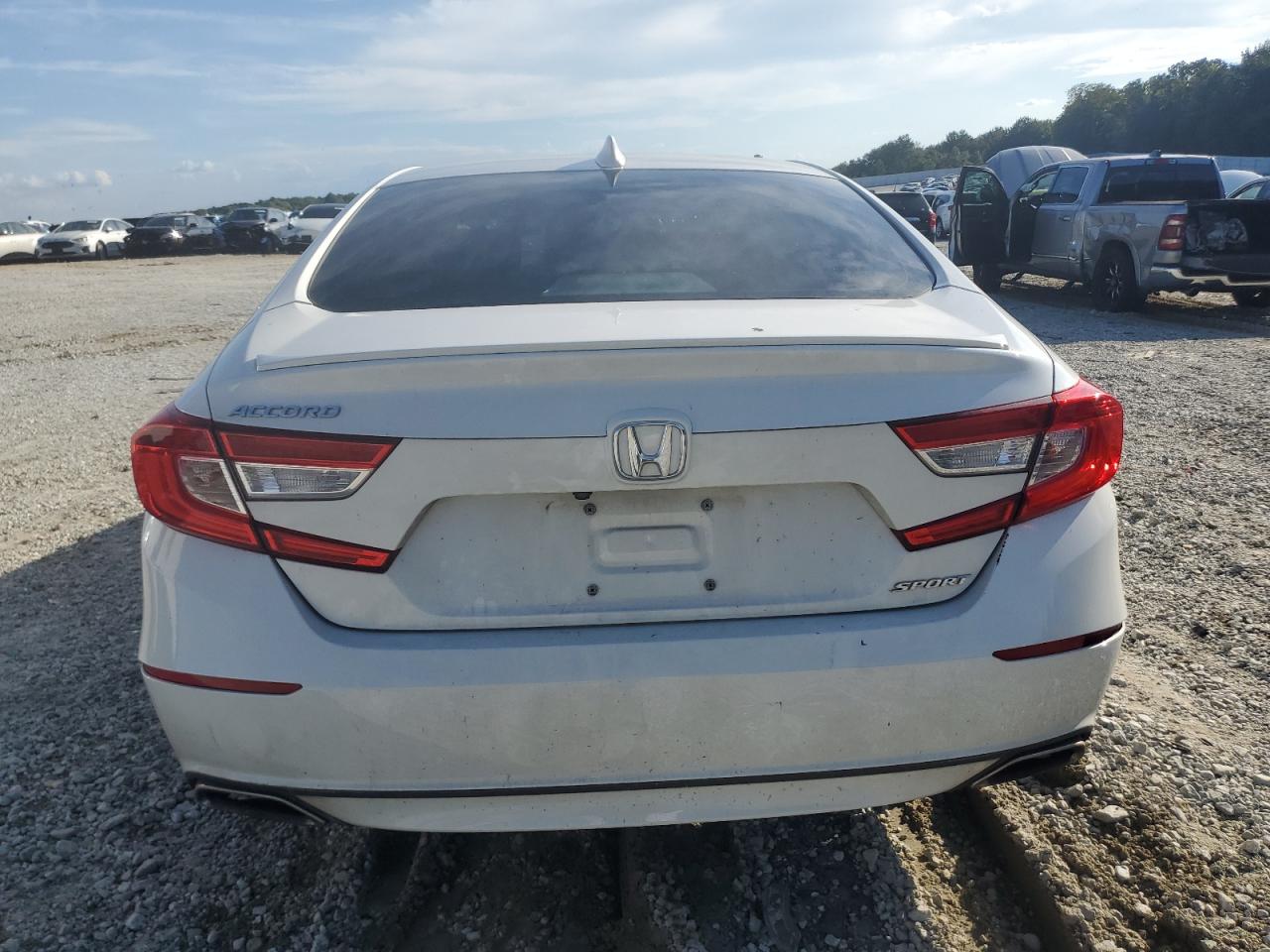 2018 Honda Accord Sport VIN: 1HGCV2F34JA002861 Lot: 85744455