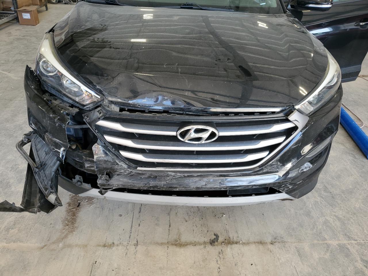2017 Hyundai Tucson Limited VIN: KM8J3CA20HU434853 Lot: 82310885