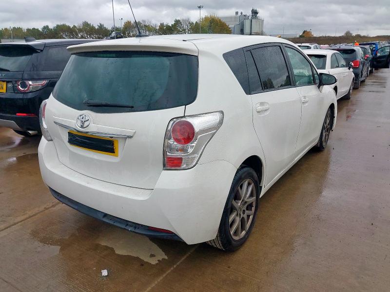 2013 TOYOTA VERSO 2.0 D-4D EXCEL 5DR