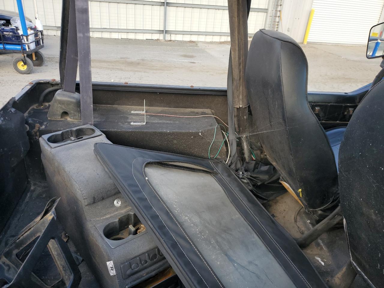 1993 Jeep Wrangler / Yj VIN: 1J4FY29S0PP256590 Lot: 84612595