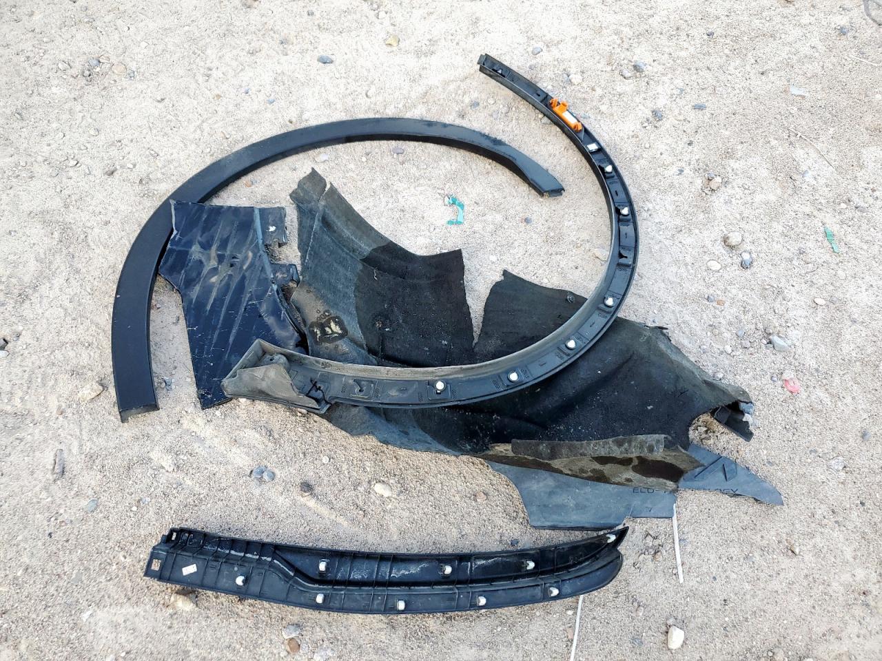 2023 Cadillac Xt4 Premium Luxury VIN: 1GYFZCR4XPF104357 Lot: 82269435