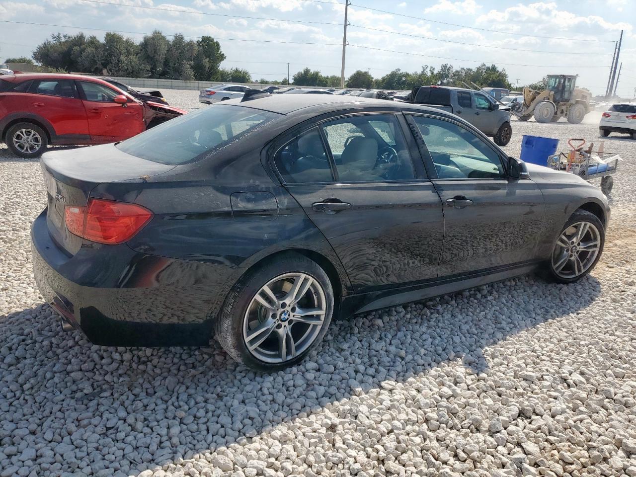 2015 BMW 335 Xi VIN: WBA3B9G53FNR93967 Lot: 82193925
