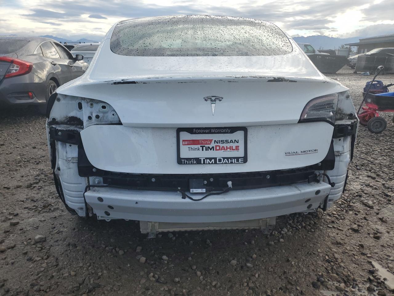 2018 Tesla Model 3 VIN: 5YJ3E1EB7JF084237 Lot: 85581935