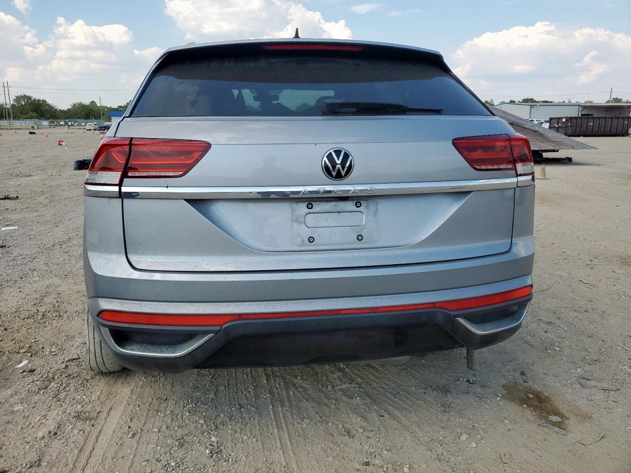 2021 Volkswagen Atlas Cross Sport S VIN: 1V2AC2CA9MC204374 Lot: 83822435