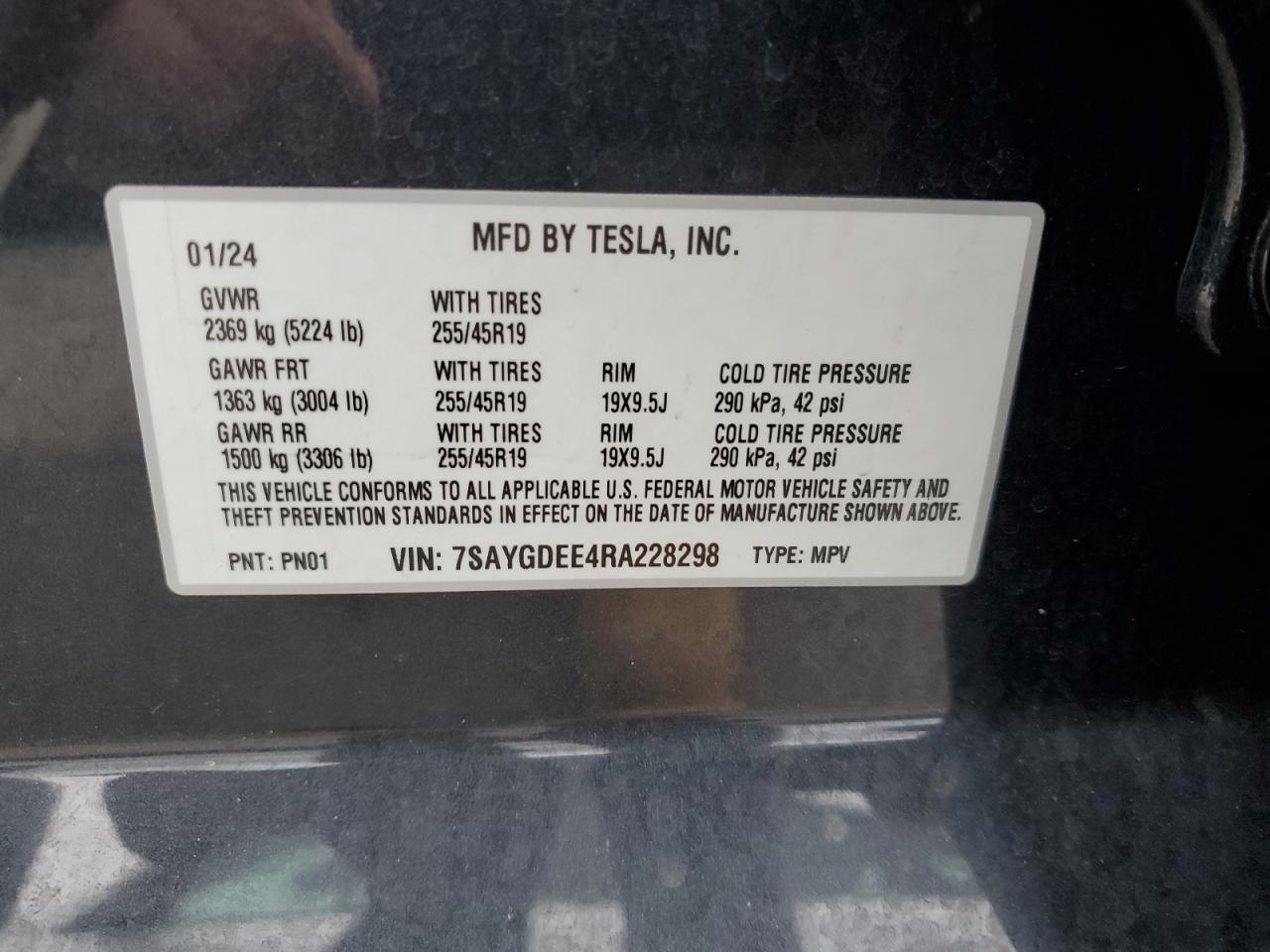 2024 Tesla Model Y VIN: 7SAYGDEE4RA228298 Lot: 90028695