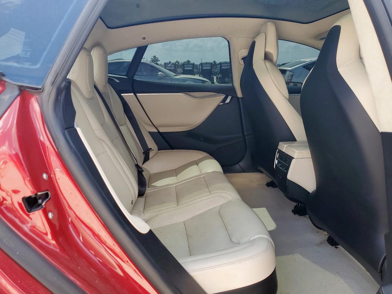 2018 Tesla Model S VIN: 5YJSA1E28JF244570 Lot: 84394735