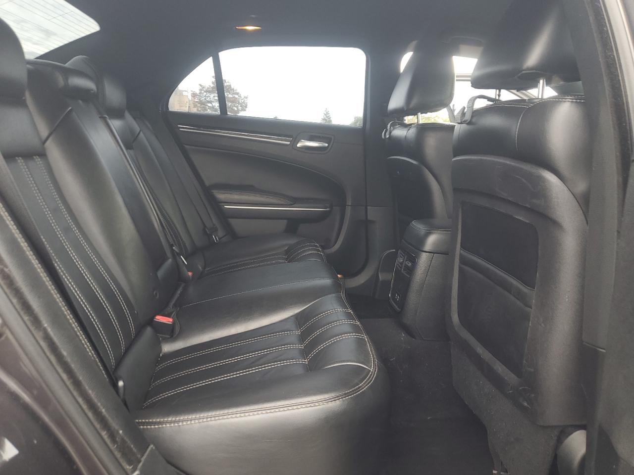 2019 Chrysler 300 S VIN: 2C3CCABG6KH539570 Lot: 82239965