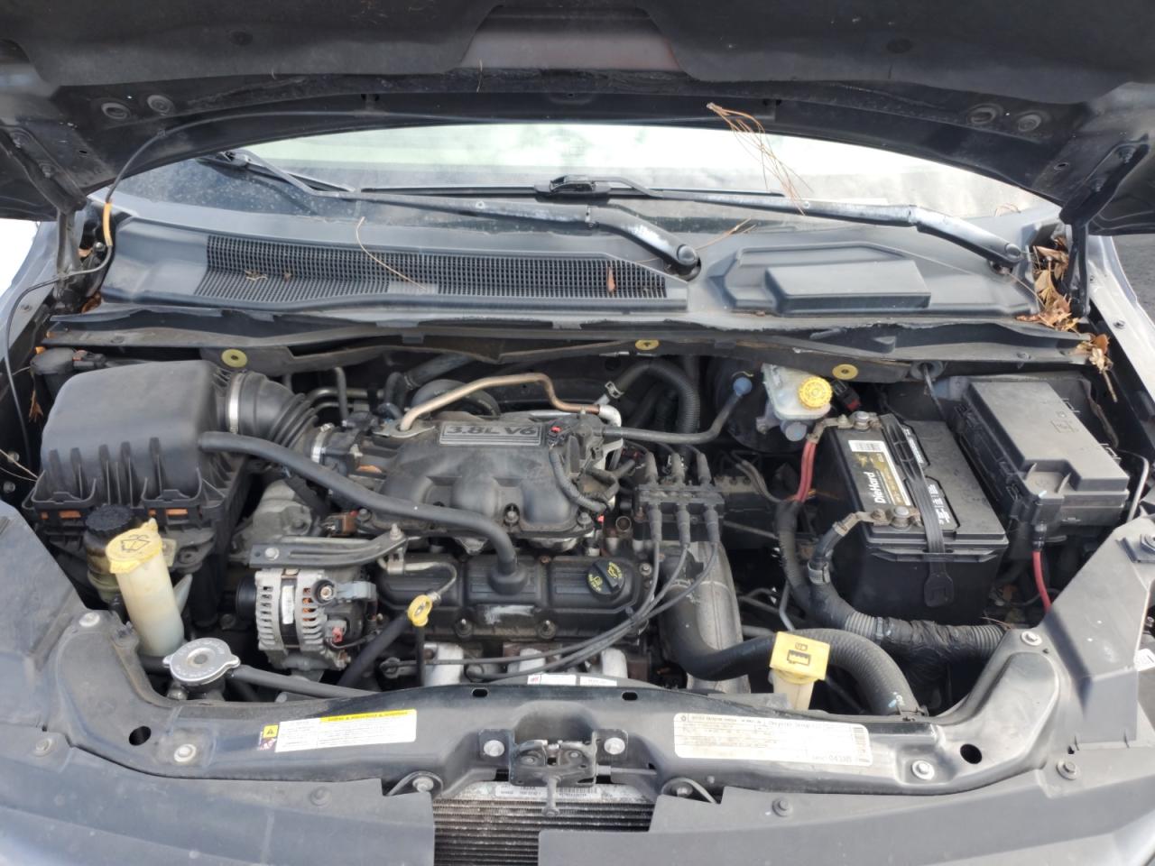 2010 Volkswagen Routan Se VIN: 2V4RW3D13AR322736 Lot: 84629865