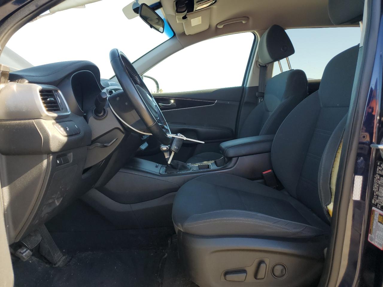 2019 Kia Sorento Lx VIN: 5XYPGDA55KG608685 Lot: 86405245