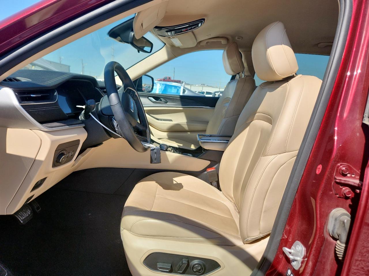 2022 Jeep Grand Cherokee L Limited VIN: 1C4RJJBG2N8636836 Lot: 82183105