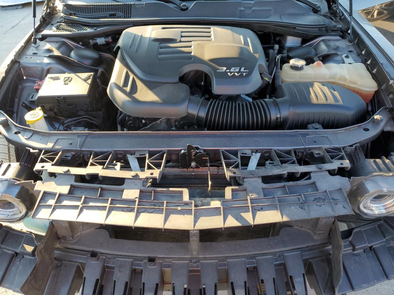 2018 Dodge Challenger Sxt VIN: 2C3CDZAG6JH246022 Lot: 86553115