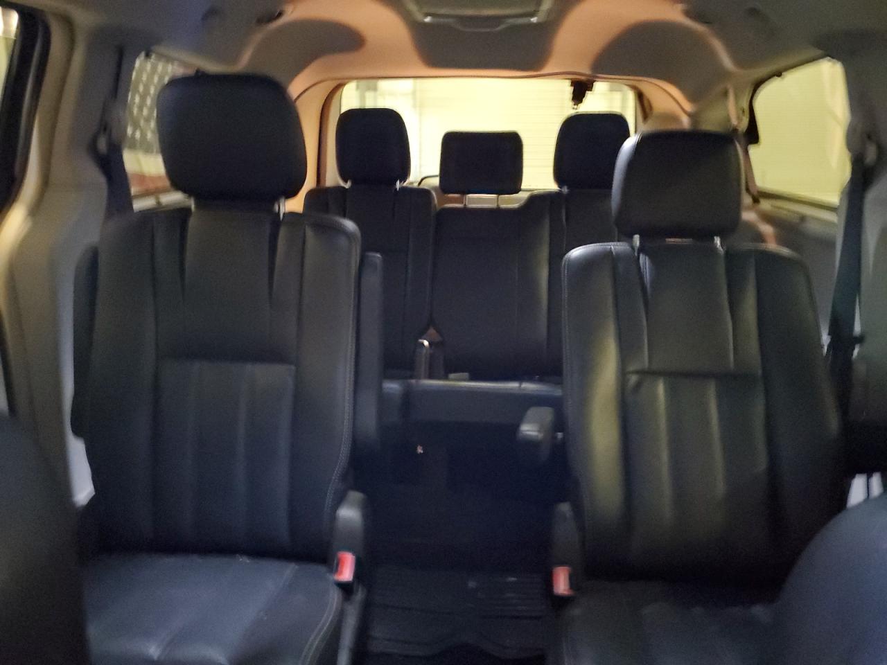 2013 Chrysler Town & Country Touring L VIN: 2C4RC1CG6DR547928 Lot: 68919415