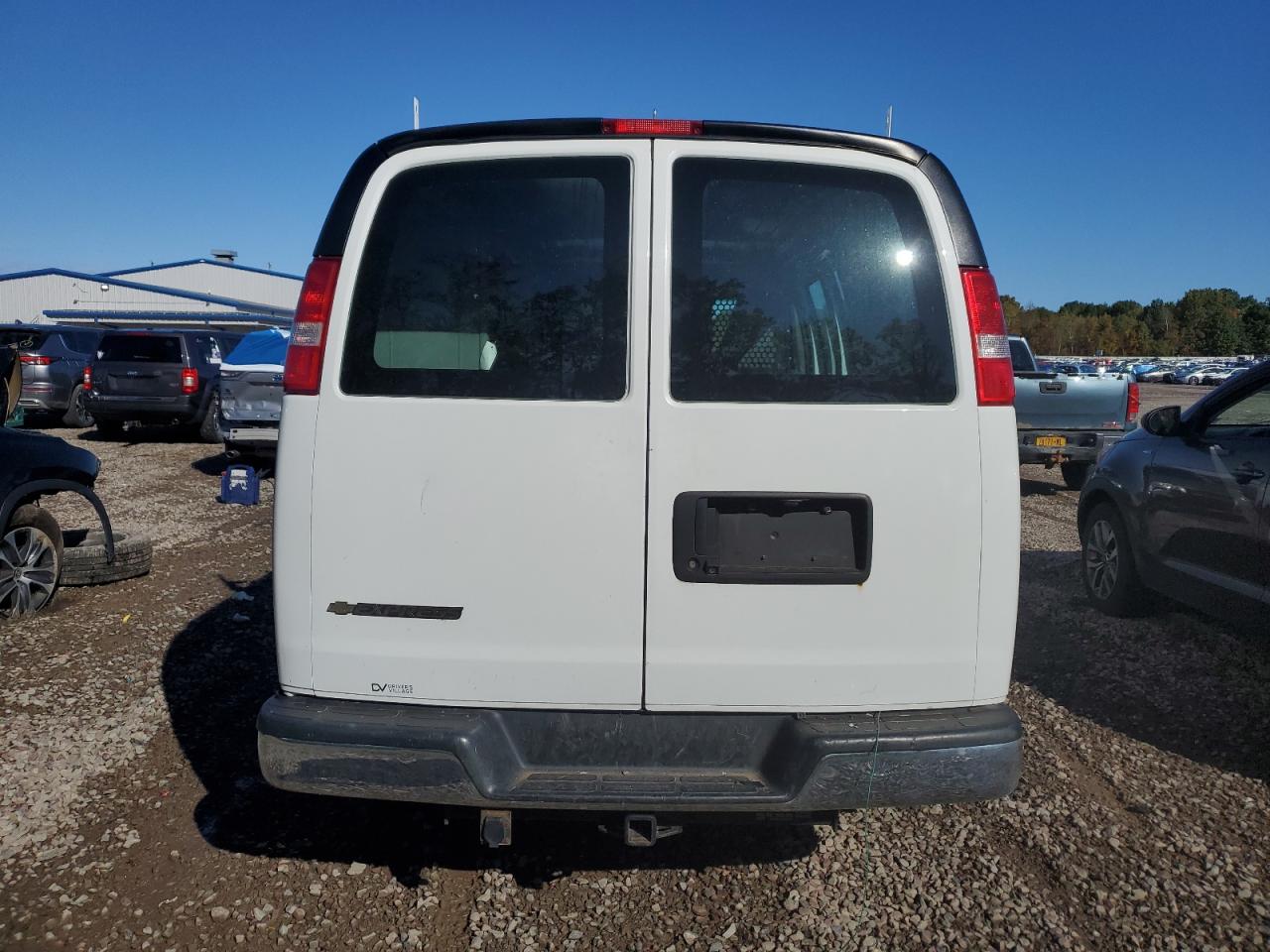 2018 Chevrolet Express G2500 VIN: 1GCWGAFG6J1908660 Lot: 85505715