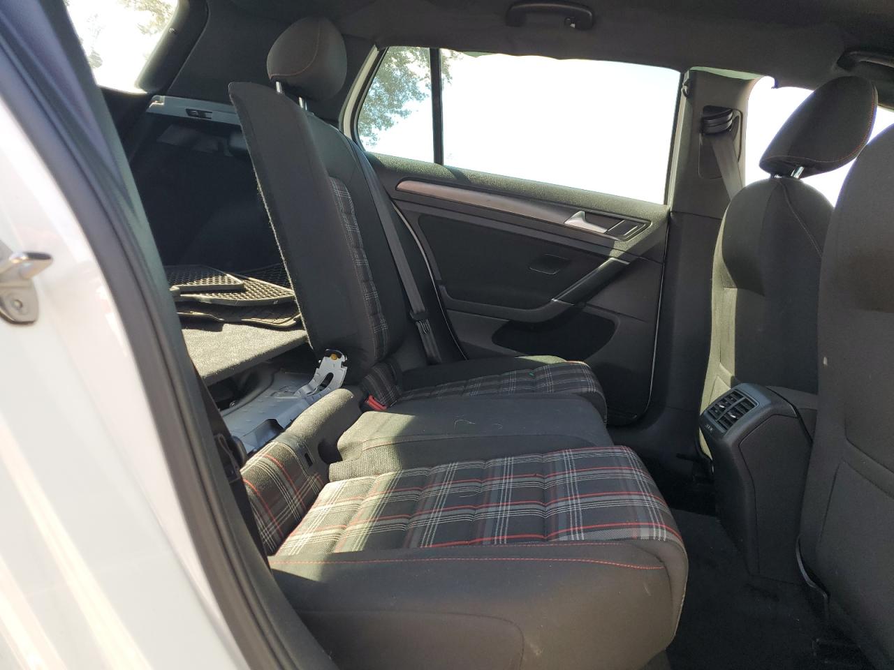 2018 Volkswagen Gti S VIN: 3VW547AU8JM292240 Lot: 90053095